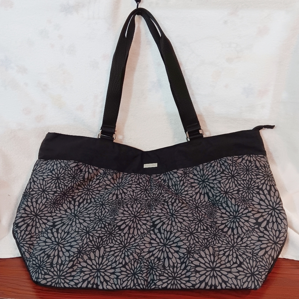 Baggalini Carry-All Travel Tote Bag MCT207B0942 Black/Midnight Blossom